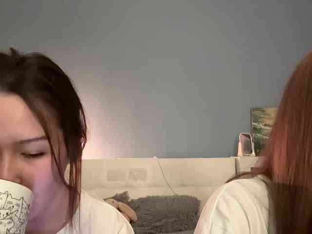 ShyAlya webcam