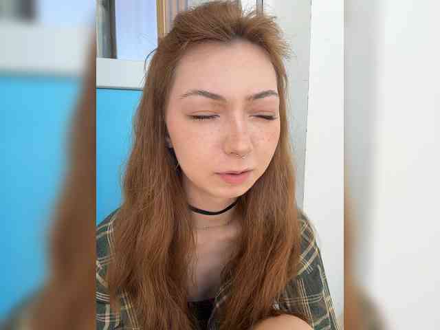 ShyAlya webcam