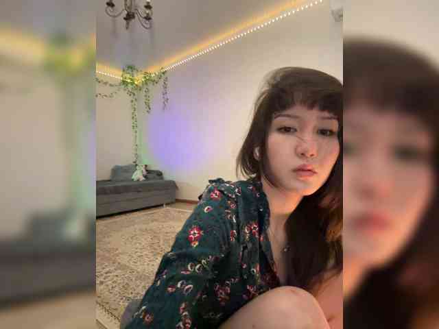 ShyAlya webcam