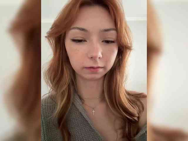 ShyAlya webcam