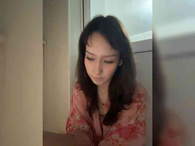 ShyAlya webcam