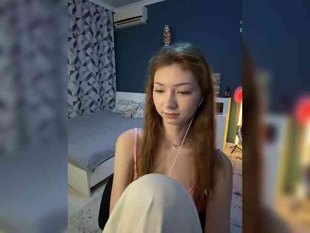 ShyAlya webcam