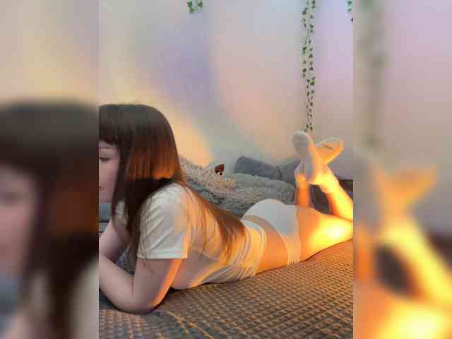 ShyAlya webcam