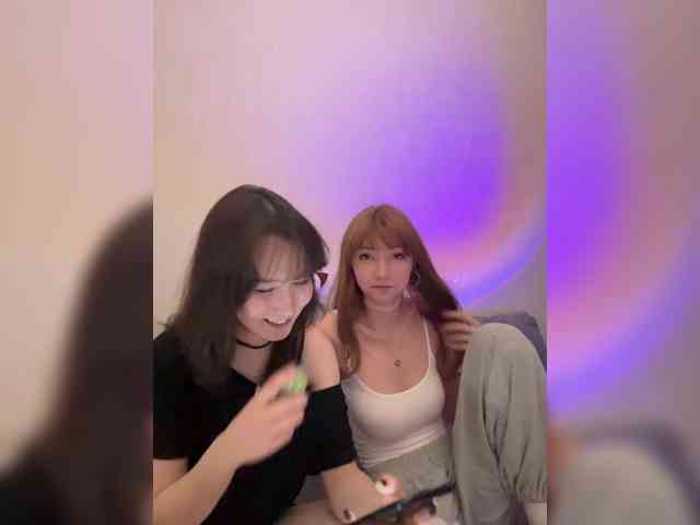 ShyAlya webcam