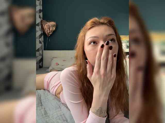 ShyAlya webcam