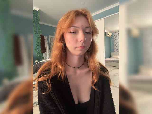 ShyAlya webcam