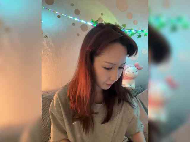 ShyAlya webcam