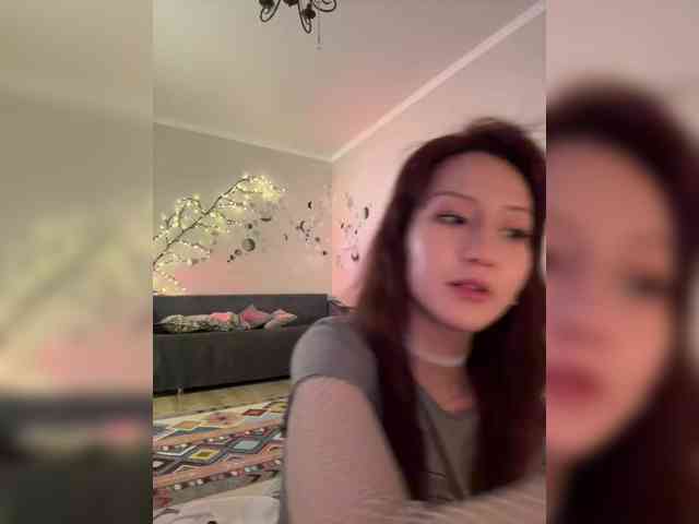 ShyAlya webcam