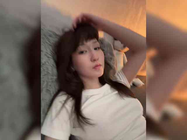 ShyAlya webcam