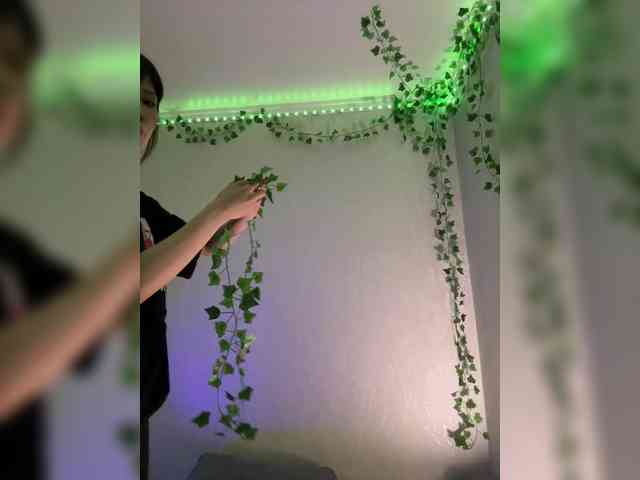 ShyAlya webcam
