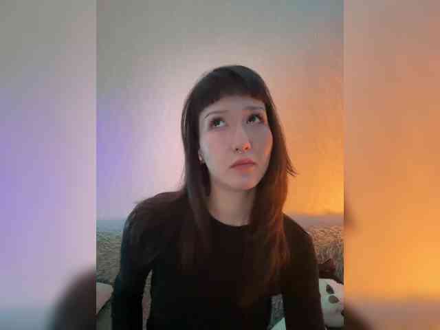 ShyAlya webcam