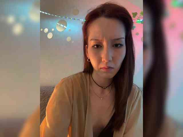 ShyAlya webcam