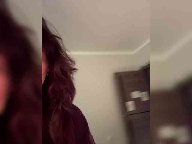 ShyAlya webcam