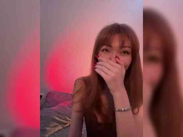 ShyAlya webcam