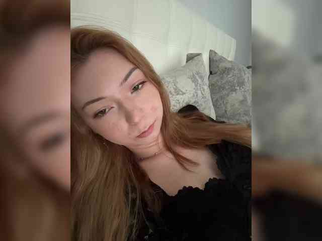ShyAlya webcam