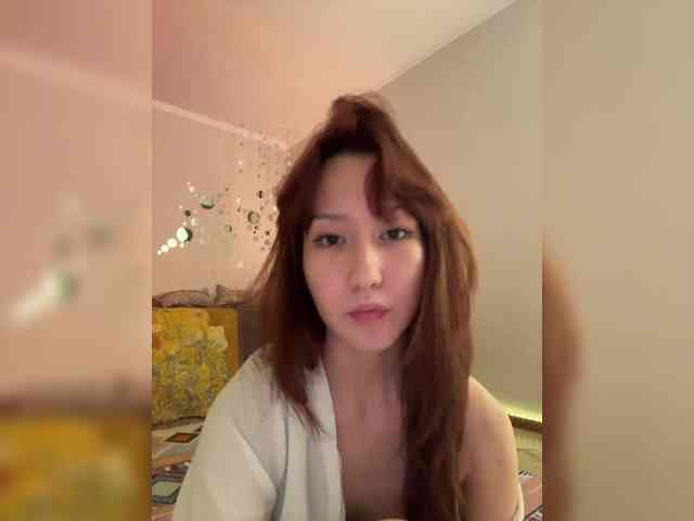 ShyAlya webcam