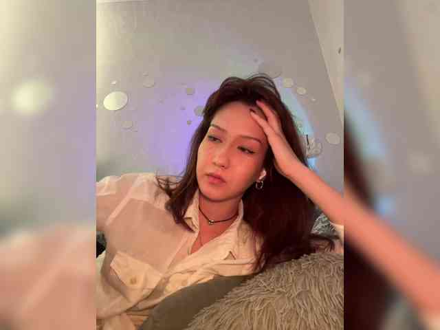 ShyAlya webcam