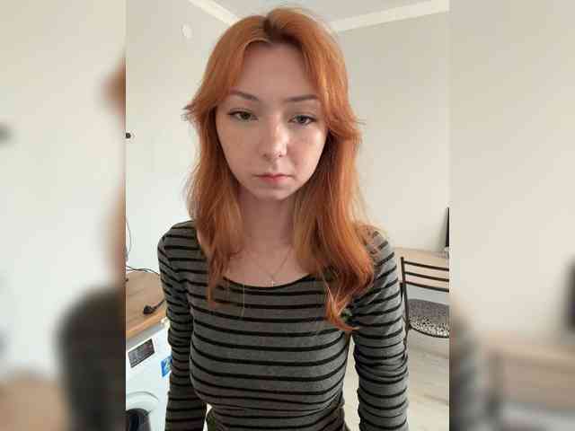 ShyAlya webcam