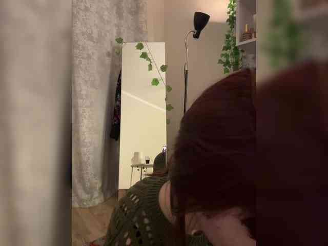 ShyAlya webcam