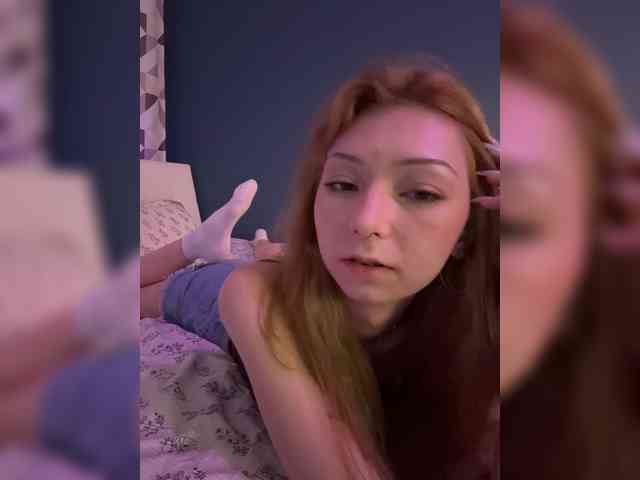 ShyAlya webcam