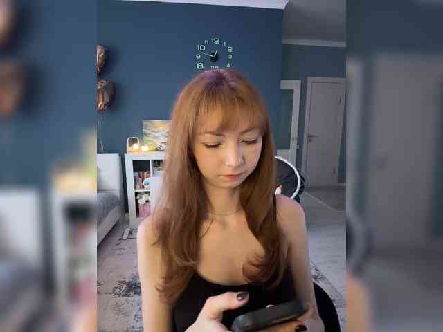 ShyAlya webcam