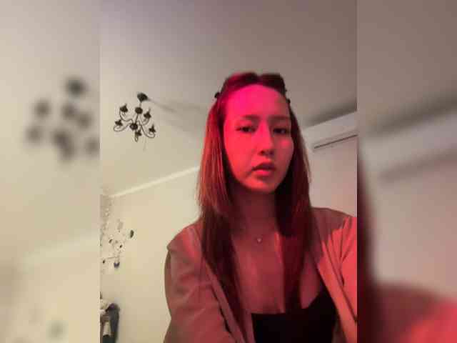 ShyAlya webcam