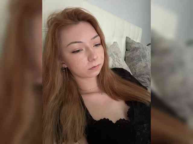 ShyAlya webcam