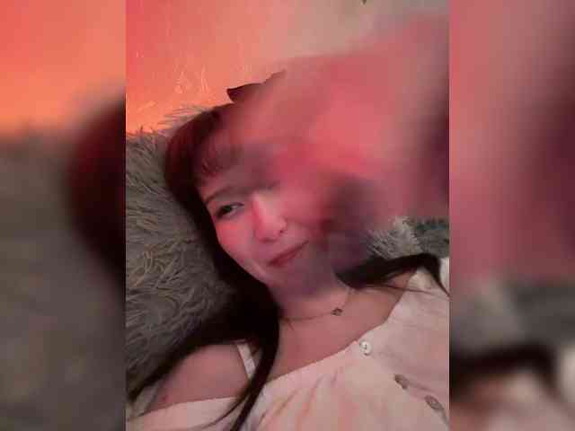 ShyAlya webcam