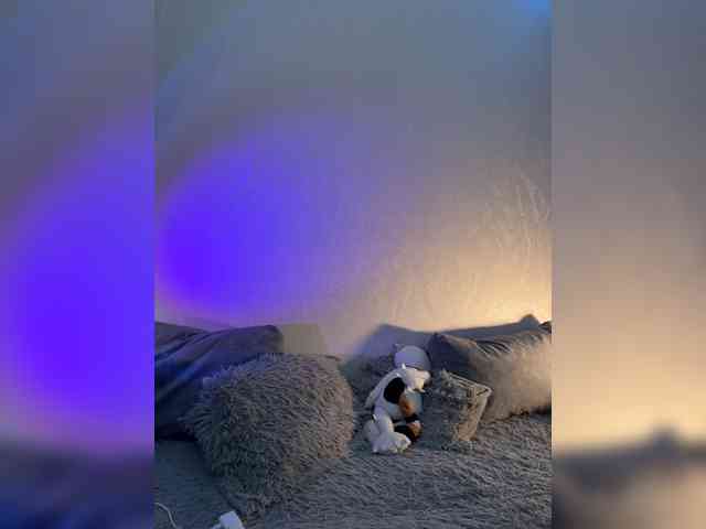 ShyAlya webcam