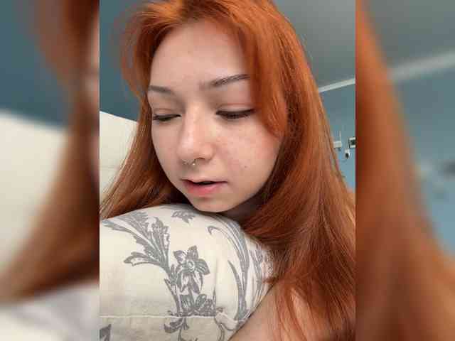 CrazyAleona Live Webcam on BongaCams