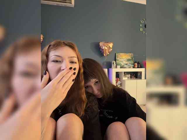 ShyAlya webcam