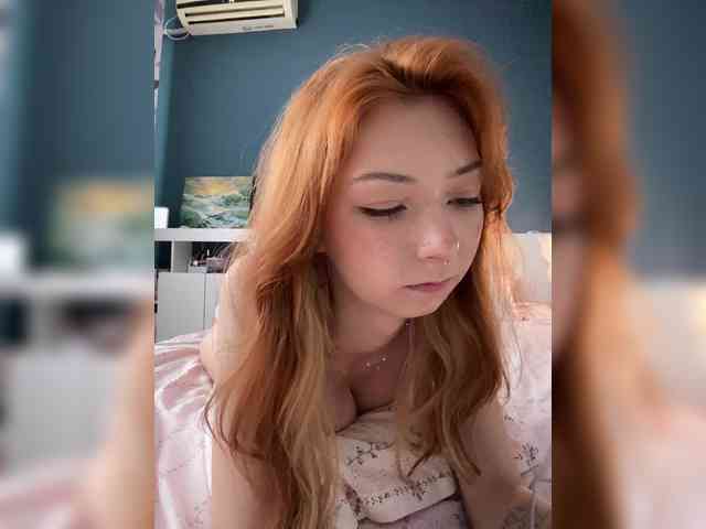ShyAlya webcam