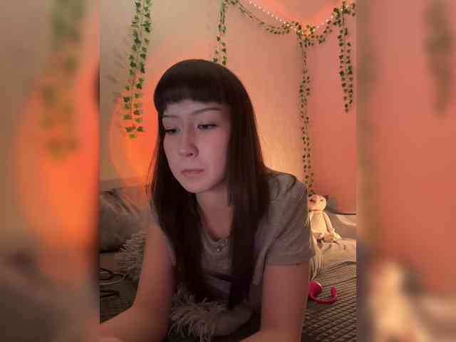 ShyAlya webcam