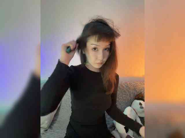 ShyAlya webcam
