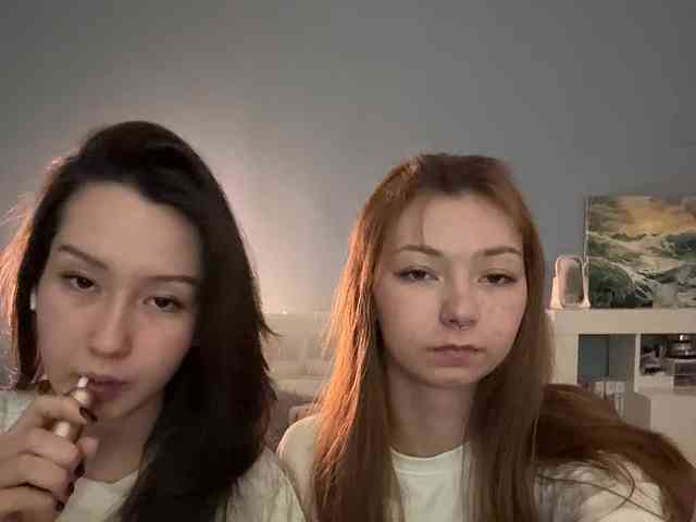 ShyAlya webcam