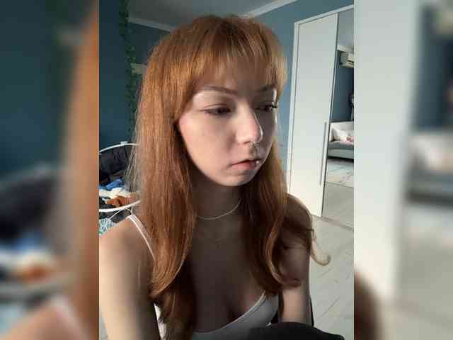 ShyAlya webcam
