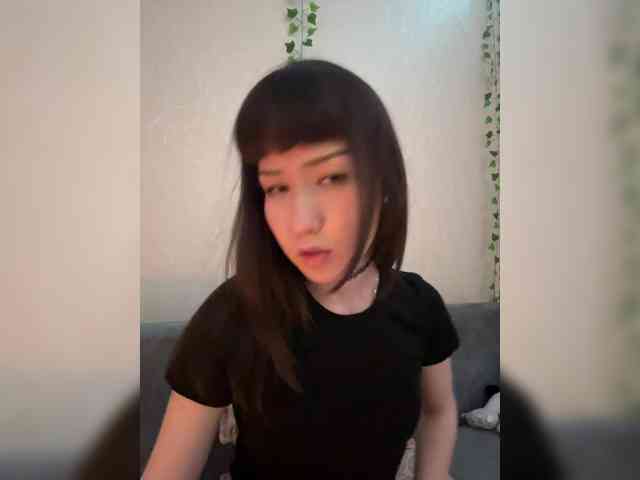 ShyAlya webcam