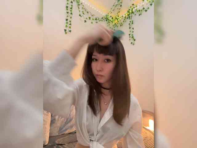 ShyAlya webcam