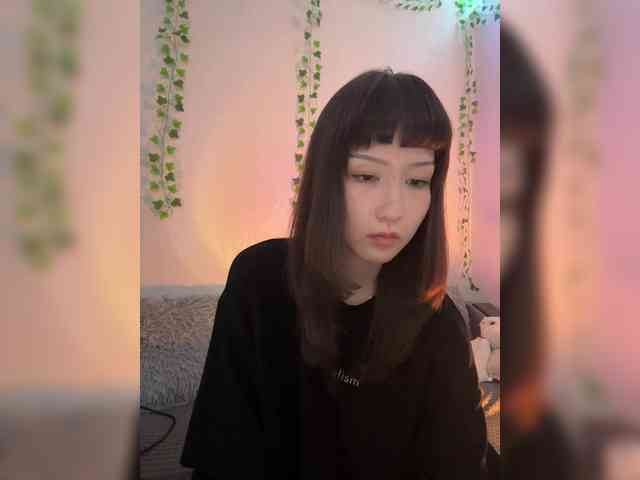 ShyAlya webcam