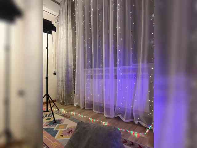 ShyAlya webcam