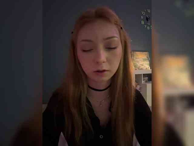 ShyAlya webcam