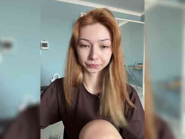 ShyAlya webcam