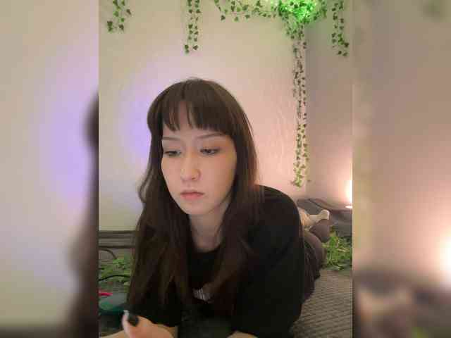 ShyAlya webcam