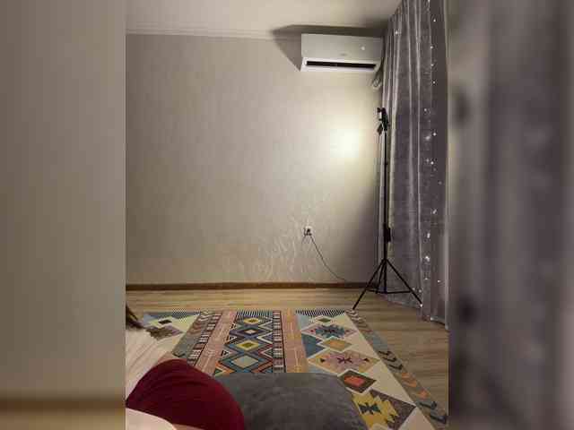 ShyAlya webcam