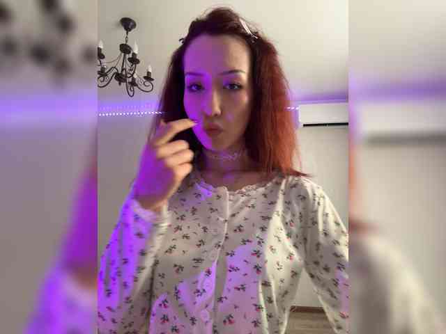 ShyAlya webcam