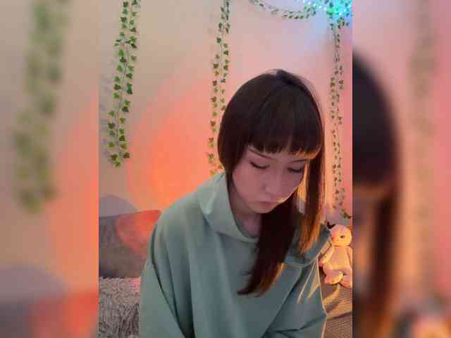 ShyAlya webcam