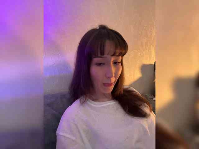 ShyAlya webcam