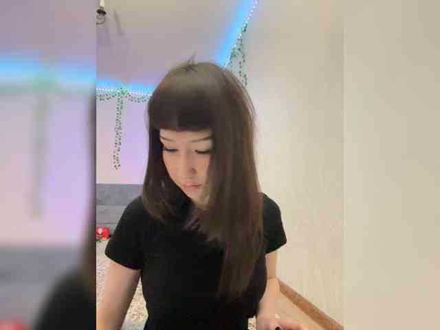 ShyAlya webcam