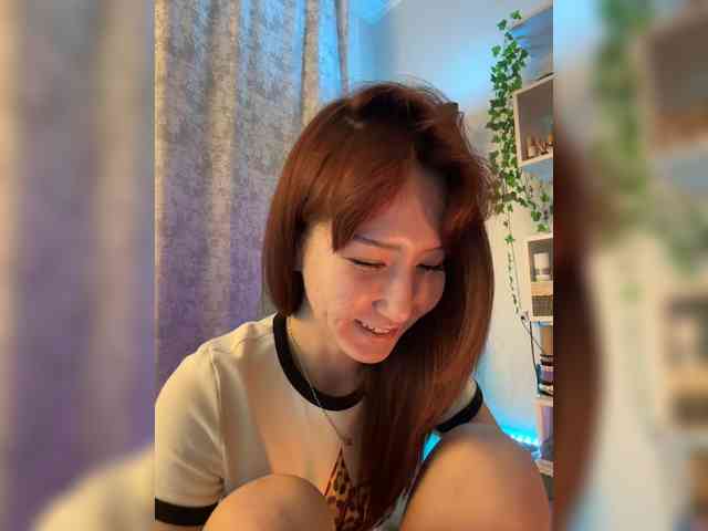 ShyAlya webcam
