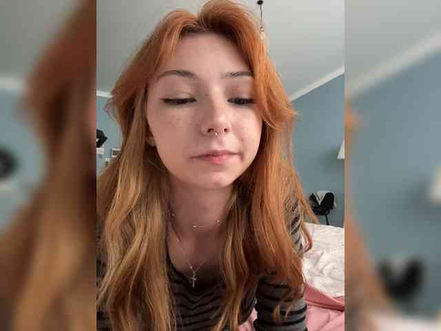 ShyAlya webcam